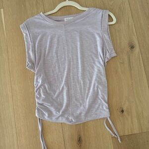 Vestique Lilac Cinched Tee